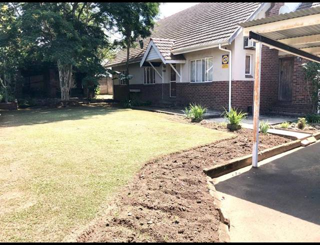 7 BEDROOM HOUSE FOR SALE IN SCOTTSVILLE